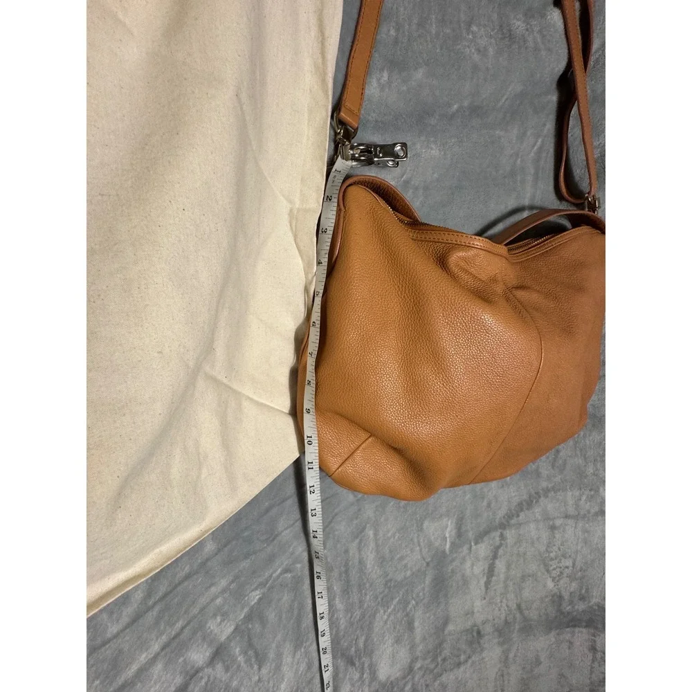 Tory Burch Tan Pebbled Leather Hobo Shoulder Bag Crossbody with Dust Bag large